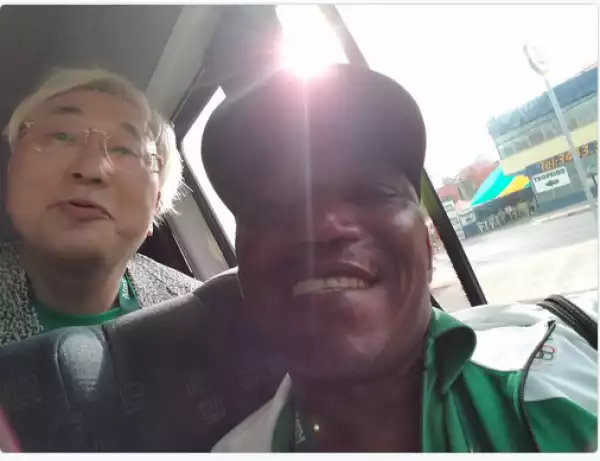 Photos: Solomon Dalung takes selfie with Japanese billionaire Dr. Katsuya Takasu